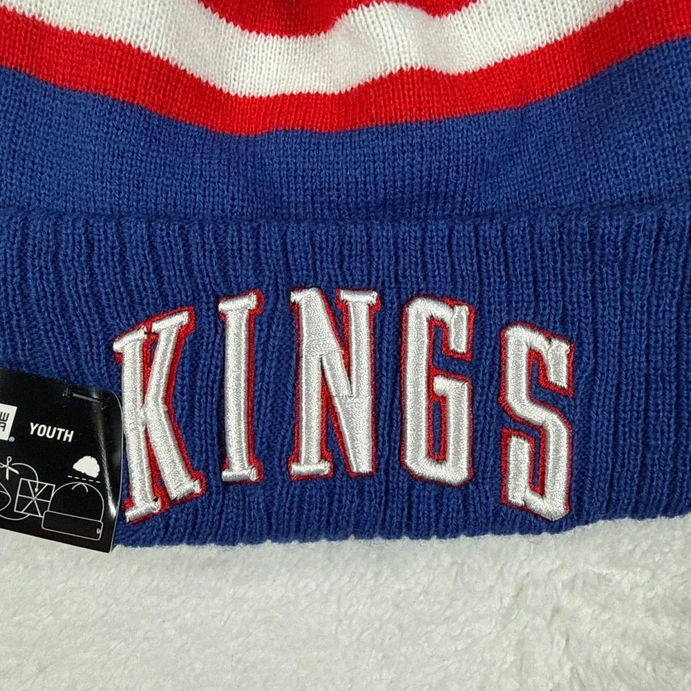 New Era YOUTH Sacramento Kings NBA Blue Red Pom Knit Beanie Hat NWT